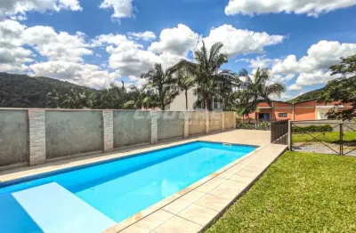 Casa com 4 quartos à venda no Progresso, Blumenau 
