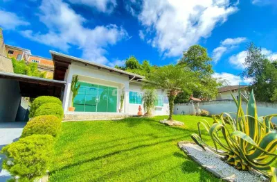 Casa com 3 quartos para alugar no Velha, Blumenau 