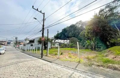 Excelente terreno para locação no bairro velha i cadore imóveis