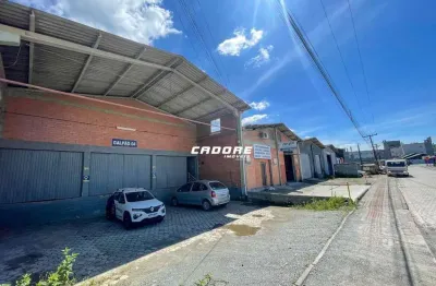 Galpão de aproximadamente 350m² no bairro itoupavazinha