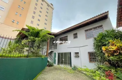 Excelente casa com aproximadamente 400m² no bairro jardim blumenau i cadore imóveis