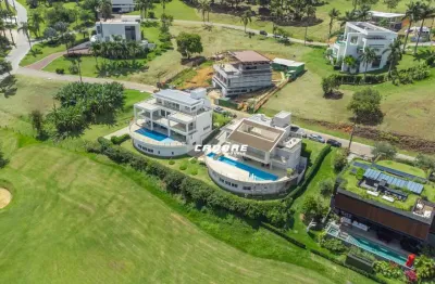 Luxo, conforto e exclusividade: residência de 7 suítes com piscina no condomínio horizontal iate clube itapema i cadore imóveis