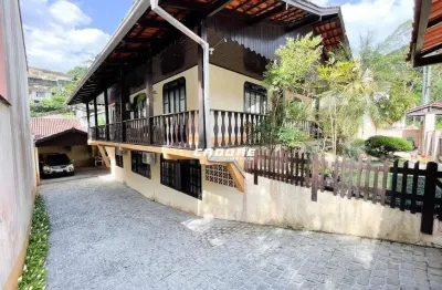 Casa com 6 quartos à venda no Garcia, Blumenau 