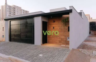 Casa com 3 quartos à venda na Rua Vinte e Dois, Jardim dos Lagos, Nova Odessa