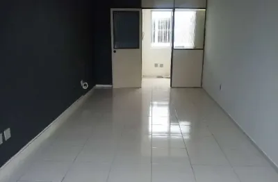 Sala comercial para alugar na Avenida Presidente Franklin Roosevelt, São Geraldo, Porto Alegre