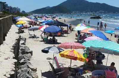 Locação de temporada  próximo ao top haus - gravatá - navegantes