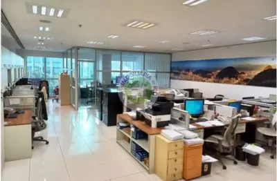 Sala comercial de luxo na barra da tijuca - 130m², 2 banheiros, 4 vagas - venda e locação no rio de janeiro-rj