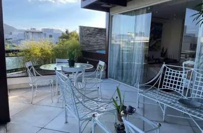Cobertura de luxo à venda no recreio dos bandeirantes: 3 quartos, 2 suítes, 3 salas, 4 banheiros, 4 vagas, 193m². confira!