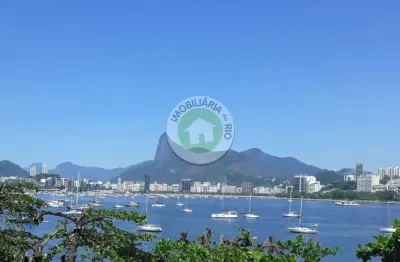 Espaçoso apartamento de luxo na urca, rio de janeiro - 4 quartos, 1 suíte, 3 salas, 4 banheiros, 2 vagas de garagem - 253m² de área.