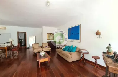 Jardim Oceânico/Cobertura 383m², com piscina e churrasqueira, perto do metro e da praia do Pepe.