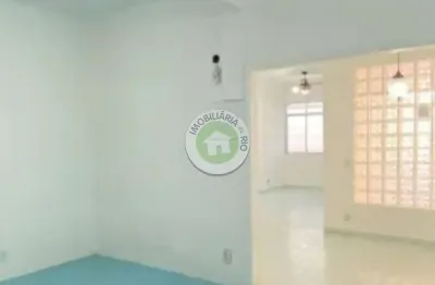 Casa tipo de vila - duplex - 209m2 - 4 qts - terraço - churrasqueira - shopping tijuca - vaga de garagem -3 banheiros