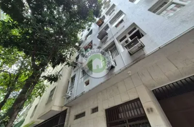 Apartamento à venda em Copacabana, Rio de Janeiro - 2 quartos, 2 banheiros, 1 vaga, 70m² de área. Venha conferir!