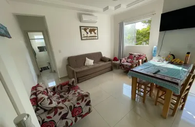 Apartamento mobiliado a 100 metros da praia dos ingleses.