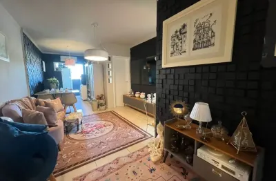 Apartamento com 2 quartos e 2 banheiros localizado nos ingleses