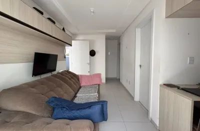 Apartamento a venda na praia dos ingleses, totalmente mobiliado.