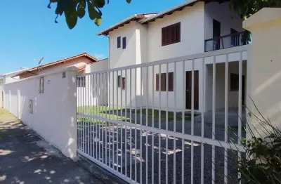 Casa a venda nos ingleses, com 2 apartamentos, com terreno medindo 326 metros
