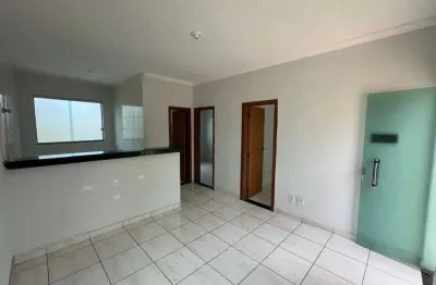Casa com 2 quartos à venda na rua antônio dias quintão, 82, rosana, ribeirão das neves, 47 m2 por r$ 180.000