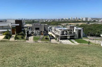 Terreno  900 m2 no reserva do paratehy com vista para a cidade!!