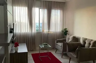 Apartamento espetacular com 2 dormitórios, suíte, vista panorâmica e mobiliário parcial no 11° andar!