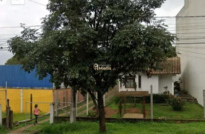 Casa terrea excelente localização! terreno plano para desfrutar em família!