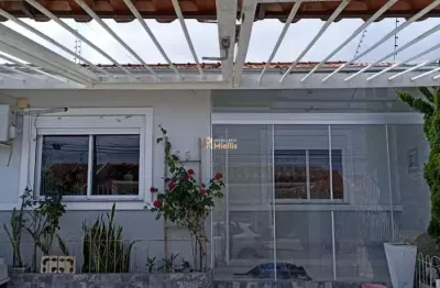 Casa com 2 quartos à venda na Rua José Celestino da Silva, 765, Hípica, Porto Alegre