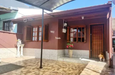 Casa com 2 quartos à venda no Jardim Algarve, Alvorada 