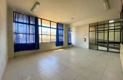 Sala comercial à venda na Rua Tiradentes, 17, Centro, Canoas
