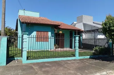 Casa com 2 quartos à venda na Rua Diamantina, 222, Centro, Sapiranga