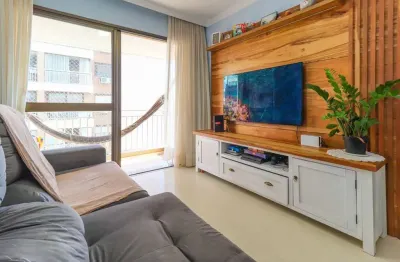 Apartamento para venda  no Bairro Passo da Areia em Porto Alegre