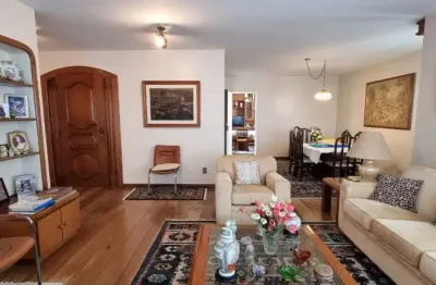 Maravilhoso apartamento de 4 dormitórios no centro de florianópolis