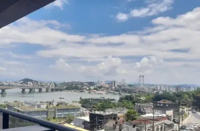 Excelente apartamento de 2 dormitórios no centro de florianópolis