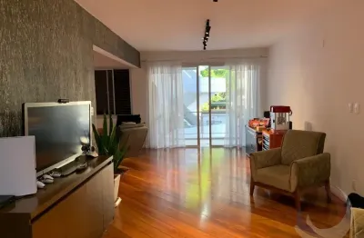 Maravilhoso apartamento de 4 dormitórios na agronômica