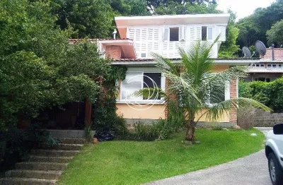 Linda casa residencial de 3 dormitórios na lagoa da conceição