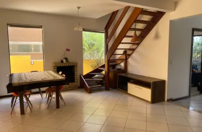Linda casa residencial de 6 dormitórios no campeche