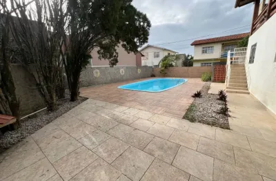 Linda casa residencial de 4 dormitórios no campeche