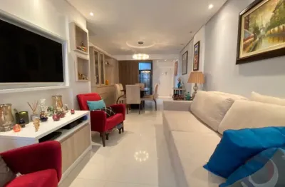Lindo apartamento de 2 dormitórios no centro de florianópolis