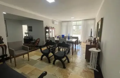 Excelente apartamento de 3 dormitórios no centro de florianópolis