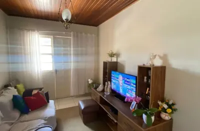 Ótima casa residencial de 3 dormitórios no saco dos limões
