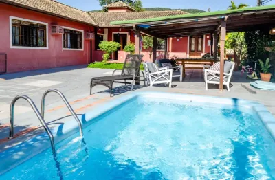 Excelente casa residencial de 4 dormitórios em santo antônio de lisboa
