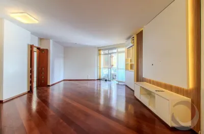 Lindo apartamento de 3 dormitórios no centro de florianópolis