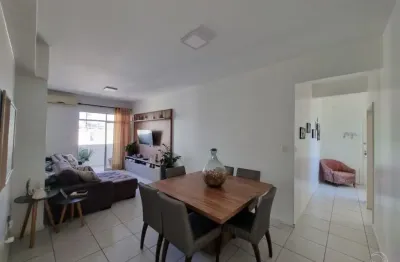 Ótimo apartamento de 2 dormitórios no centro de florianópolis