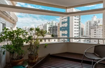 Ótimo apartamento de 4 dormitórios no centro de florianópolis