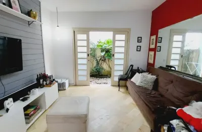 Casa residencial de 8 quartos sendo 1 suíte no pantanal