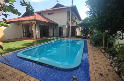 Casa 5 quartos sendo 3 suítes no córrego grande em florianópolis