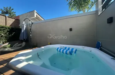 Maravilhosa casa de 149m² com 3 suítes no bairro córrego grande