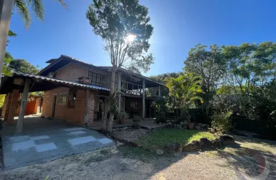Casa de 100m² com 2 quartos sendo 1 suíte na lagoa da conceição
