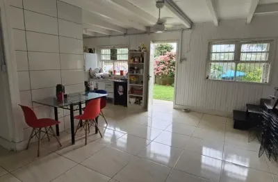 Casa de 3 quartos no bairro lagoa da conceição, florianópolis.