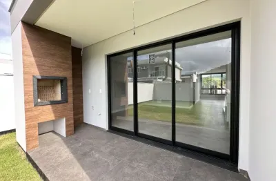Maravilhosa casa residencial de 3 dormitórios no bairro rio tavares