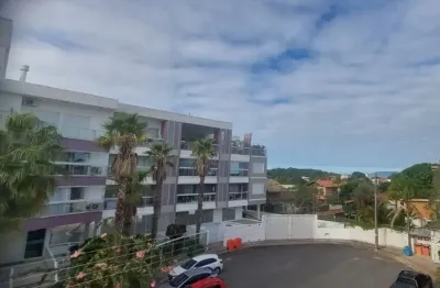 Maravilhoso apartamento com 2 quartos no bairro rio tavares