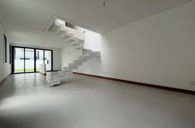 Maravilhosa casa residencial de 3 quartos no bairro campeche